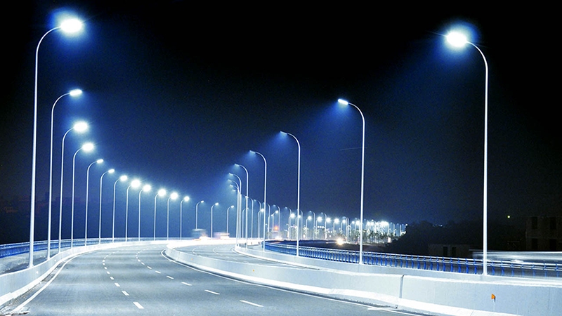 Công suất bóng đèn chiếu sáng đường phố chọn công suất cao