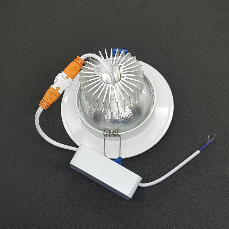 Bộ phận tản nhiệt trong đèn LED downlight âm trần