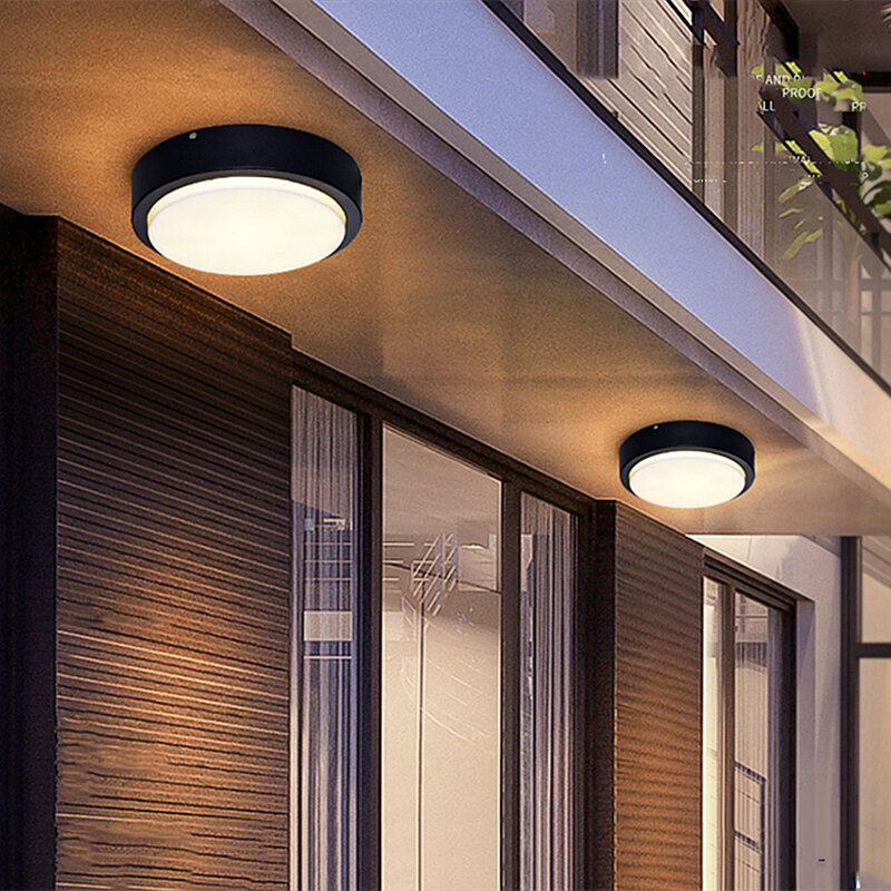 Đèn LED Downlight ngoài trời có khả năng chống chọi tốt vào điều kiện thời tiết.