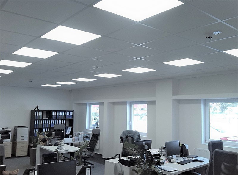Đèn panel được ứng dụng trong khu vực văn phòng, công ty,... cần chiếu sáng rộng