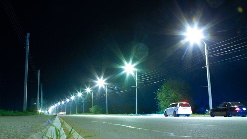 Đèn LED đường giúp đảm bảo độ sáng cho các khu vực công cộng, đường xá về đêm. 